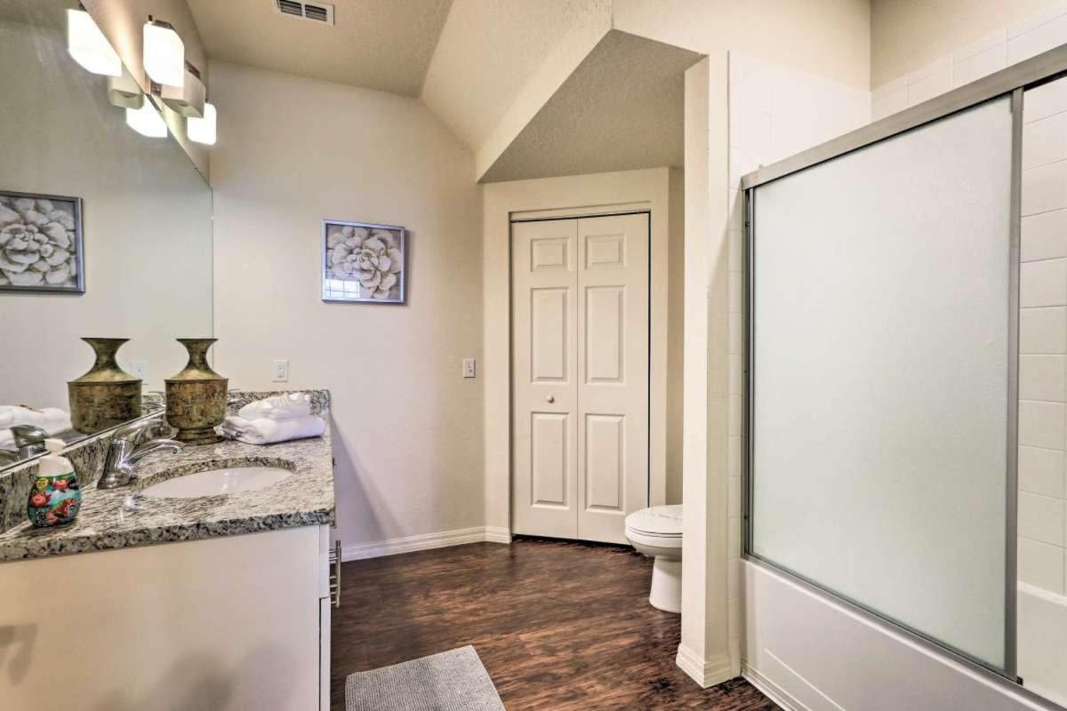 Marvelous 3 Bd Close To @ Lucaya 107 5364 *